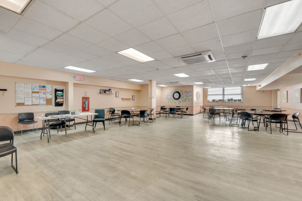 endeavor-house-north-cafeteria-2